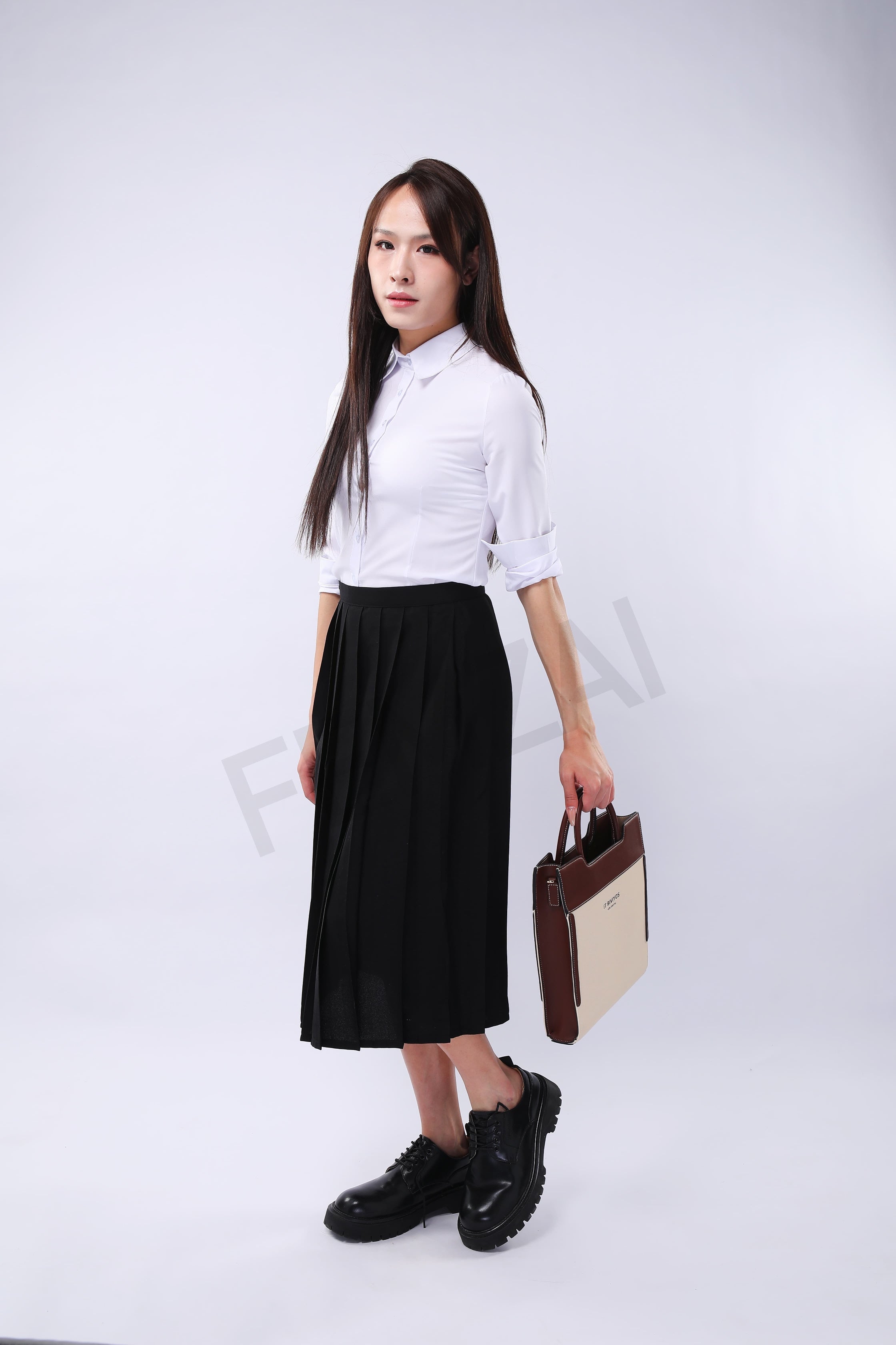 Long Pleated Skirt (Black)