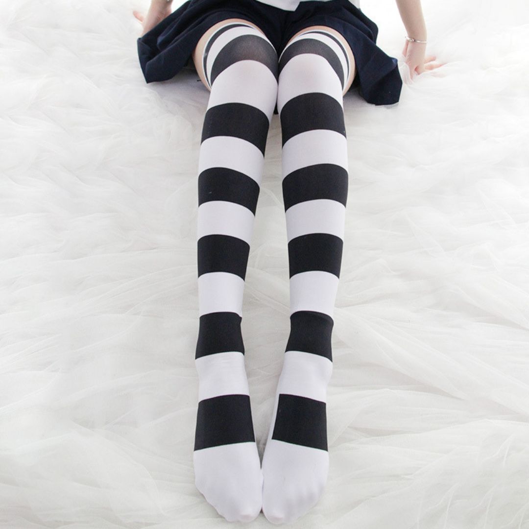Cat Paw Striped Thigh Highs (Free Gift)