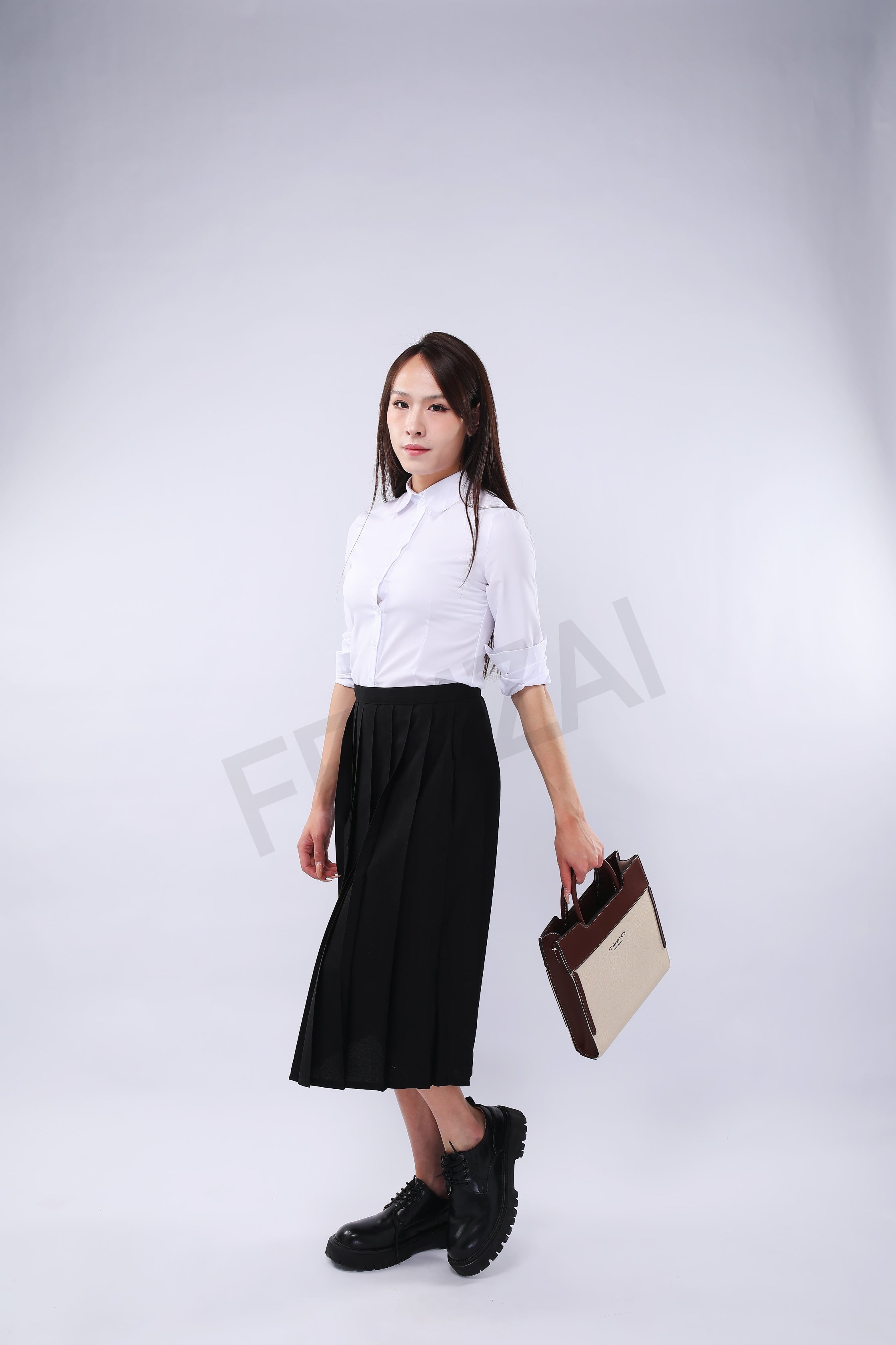 Long Pleated Skirt (Black)
