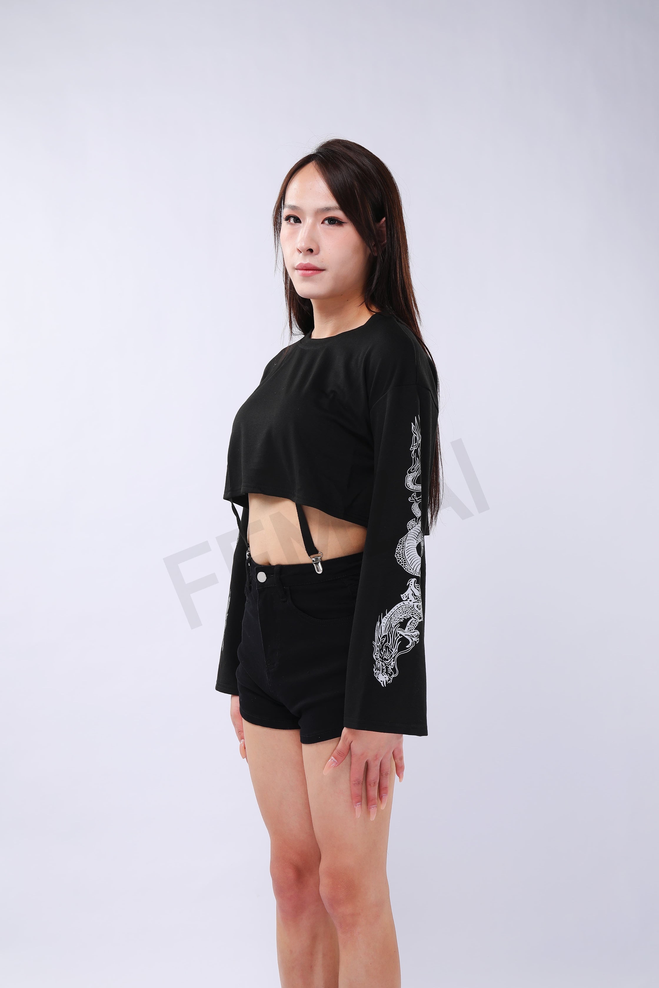 Dragon Print Crop-Top