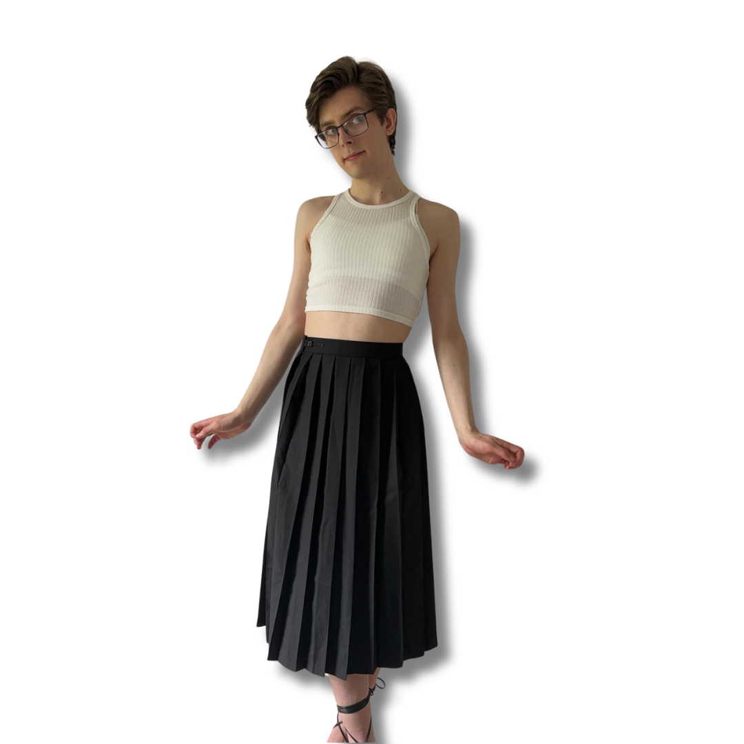 Long Pleated Skirt (Black)