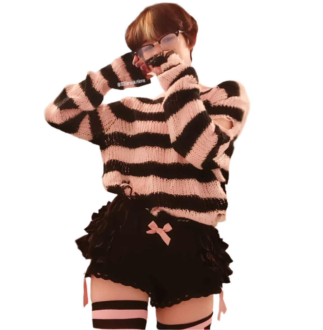 Black-Striped Loose Knitted Sweater