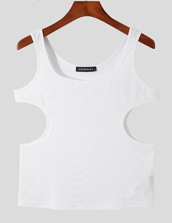 Close-up front view of a white summer tank top on a wooden hanger. The label "INCERUN" is visible at the neckline.
