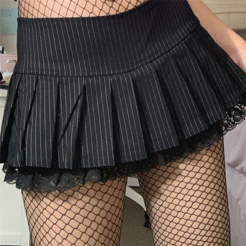 Lightly Striped Pleated Mini Skirt - Femzai